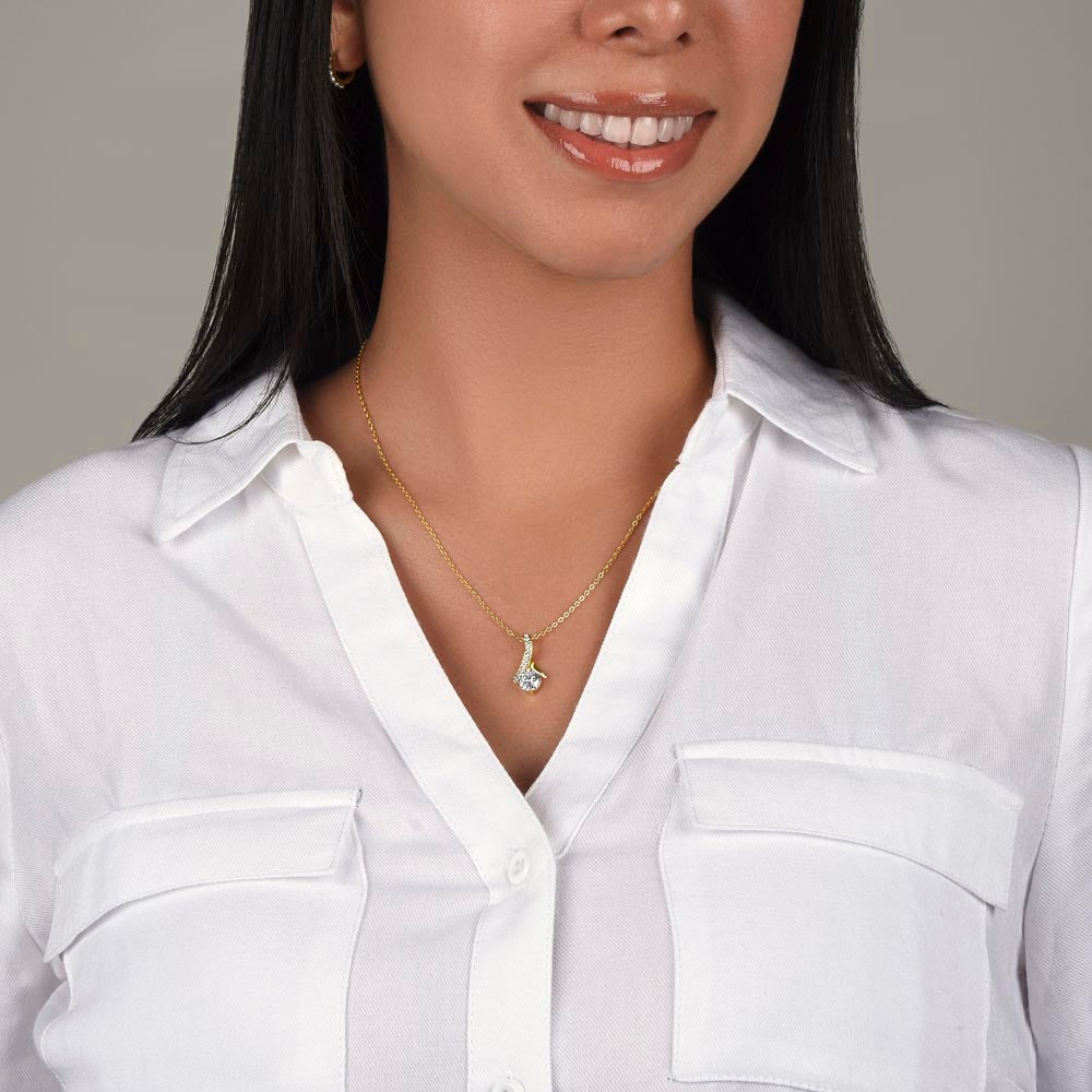 She Is Unshakeable - Alluring Beauty Necklace